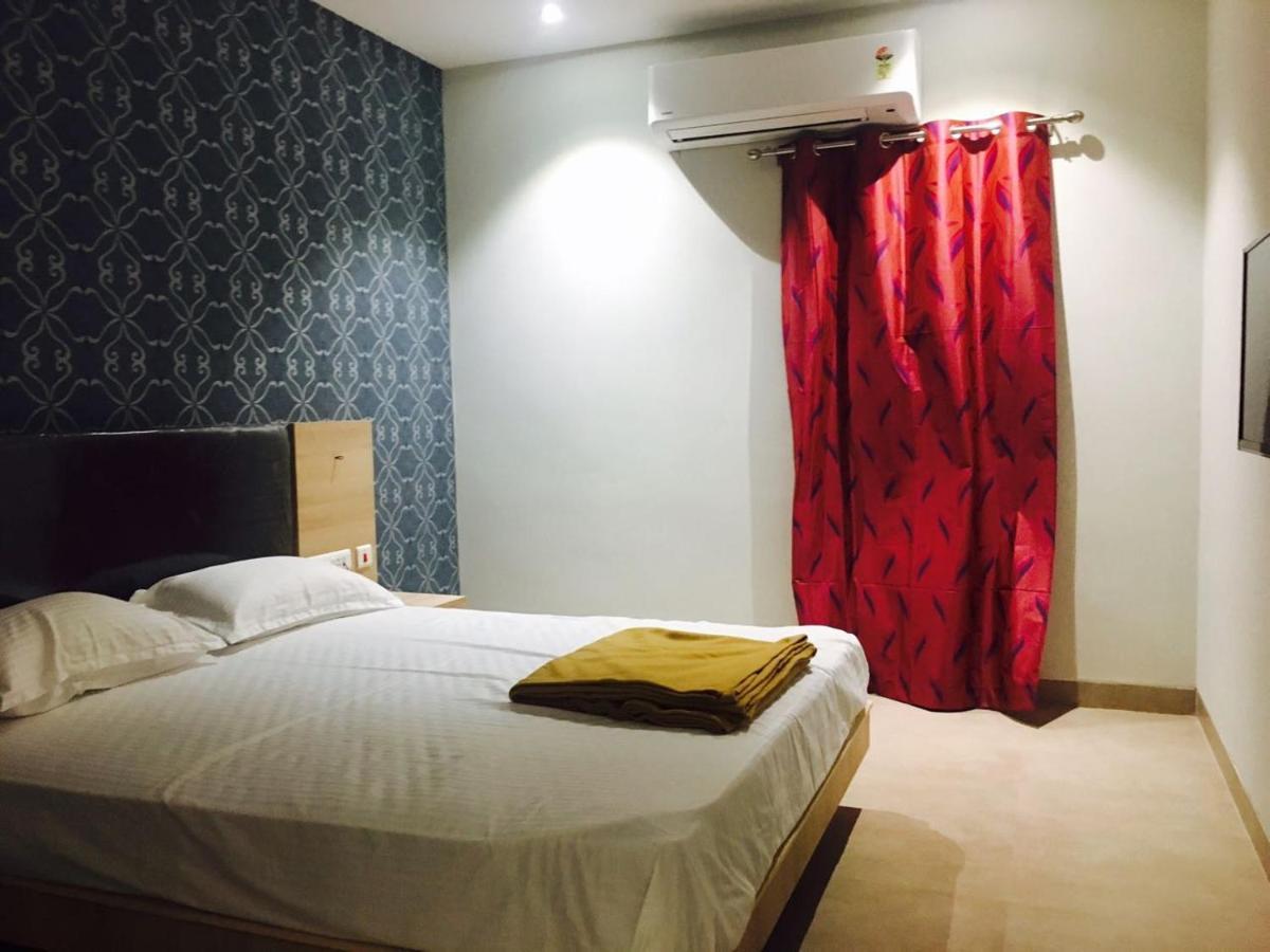 Hotel The Palm Residency- Ariyanoor Salem Esterno foto