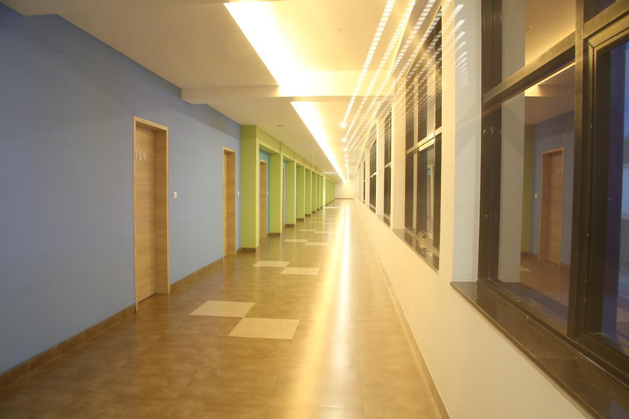 Hotel The Palm Residency- Ariyanoor Salem Esterno foto