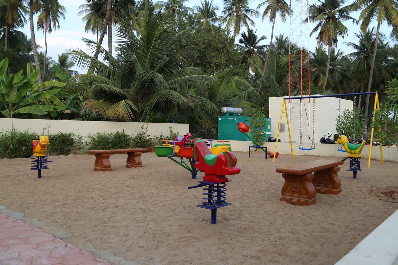 Hotel The Palm Residency- Ariyanoor Salem Esterno foto